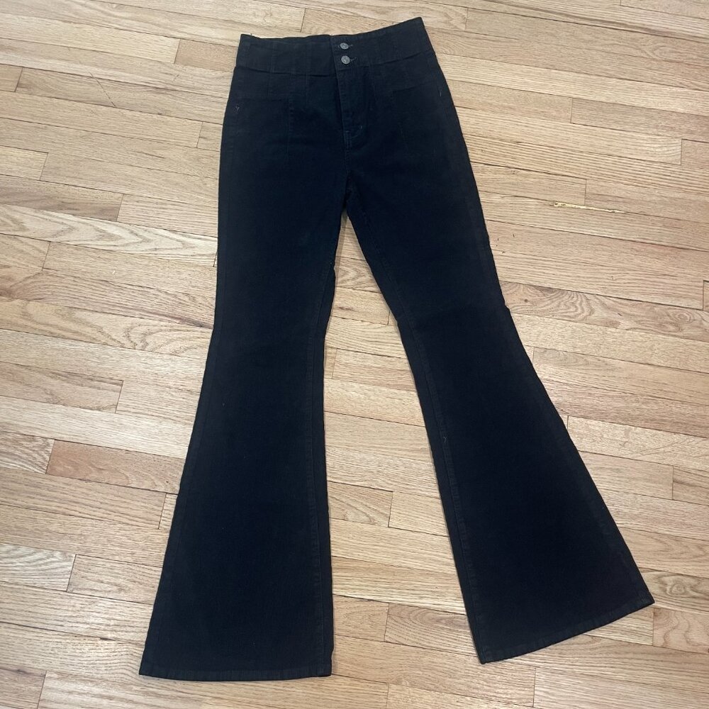 023 We The Free Jayde Cord Flare Jean in Black NWT Size 31 - Picture 6 of 11
